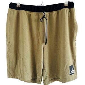 Adidas Men's Black and Tan Athletic Shorts